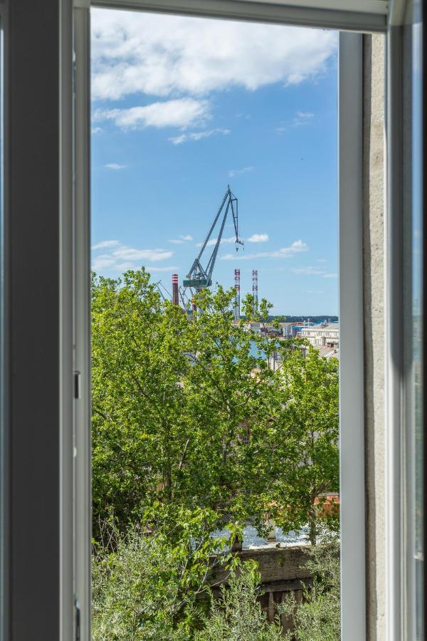 Bu2 Pula Studio Apartment Exterior photo